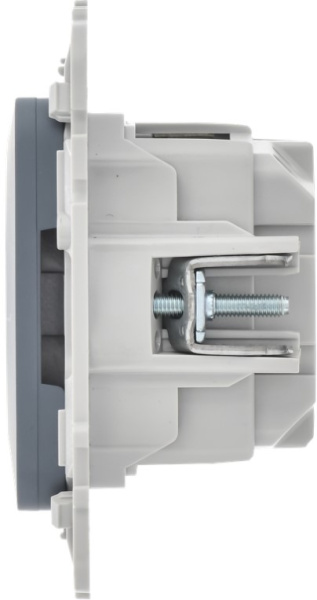 фото Розетка с заземлением  IEK FI-R14-16-1-K35 в Санкт-Петербургe