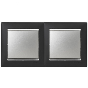 фото Рамка  Legrand 770392 в Омске