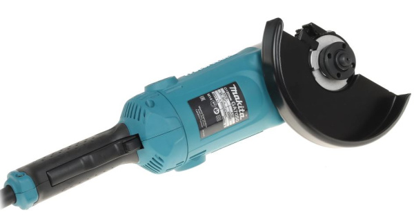 фото Шлифовальная машина угловая Makita GA7050 в Красноярске