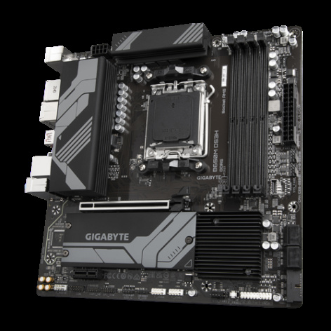 фото Материнская плата mATX GIGABYTE B650M DS3H