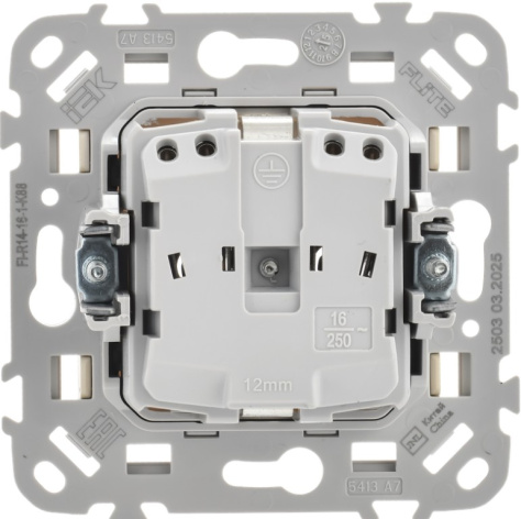 фото Розетка с заземлением  IEK FI-R14-16-1-K88