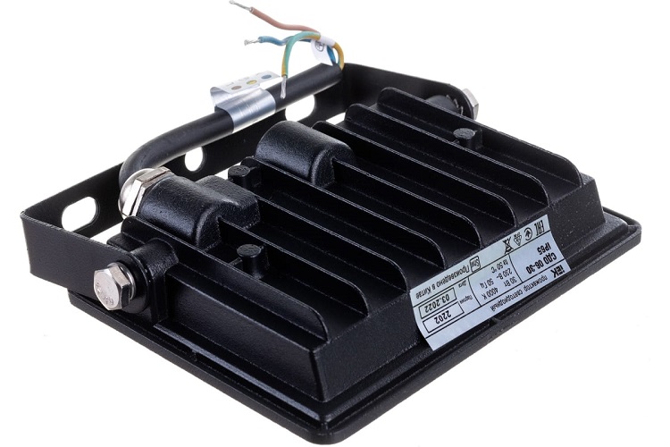 

Прожектор светодиодный IEK LPDO601-30-40-K02 СДО 06-30 4000К IP65 черный, LPDO601-30-40-K02