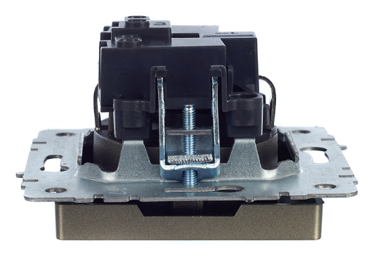 фото Розетка с заземлением  IEK BR-R14-16-K37 в Омске