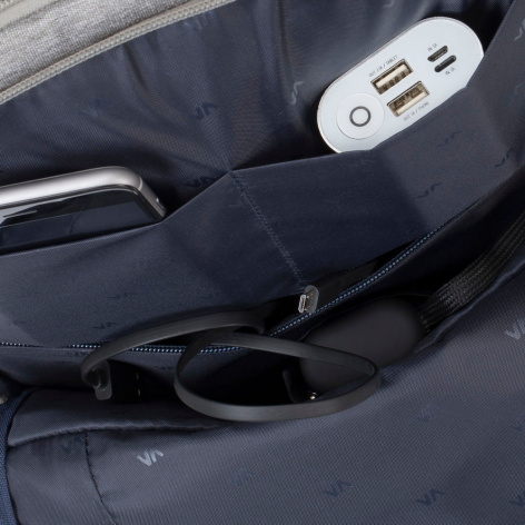 фото Рюкзак для ноутбука Riva 7760 в Уфе