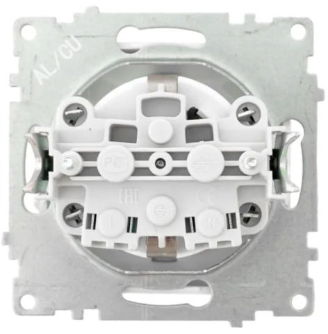 фото Розетка с заземлением с крышкой EKF EWV10-124-90 в Уфе