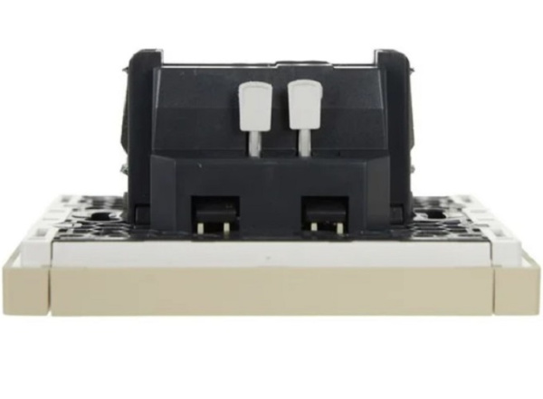 фото   IEK FP-V10-1-10-1-K10 в Красноярске