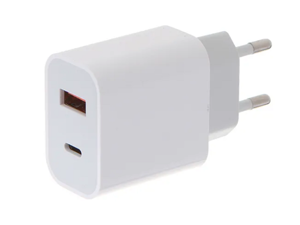 

Зарядное устройство сетевое Red Line NQC-13 УТ000024925 Tech USB + Type-C, 3A, PD 20W, белый, NQC-13