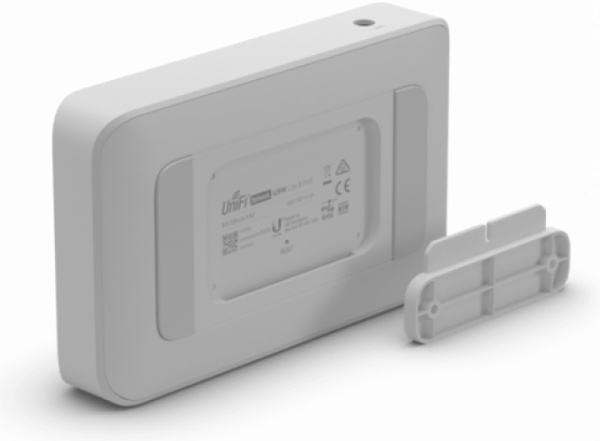 фото Коммутатор  Ubiquiti USW-Lite-8-PoE в Ростове-на-Дону